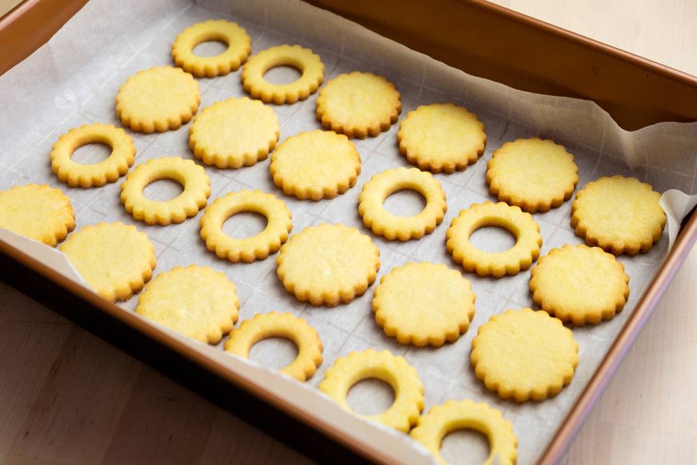 sugar-cookies-tray