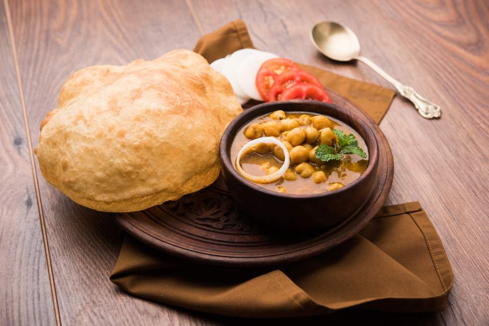 Chola Bhatura