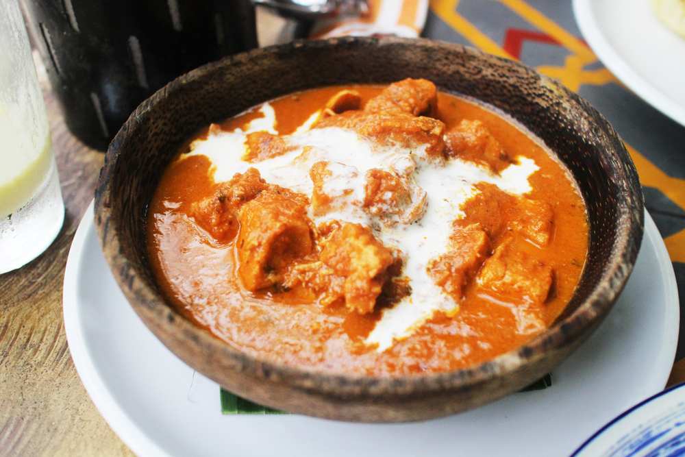 difference between butter chicken and chicken tikka masala